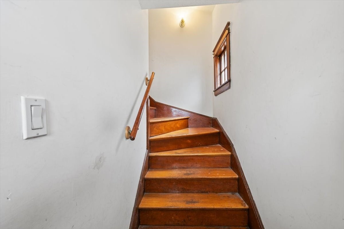 86 Laurel Street, Lynn, MA 01905 - Image 18