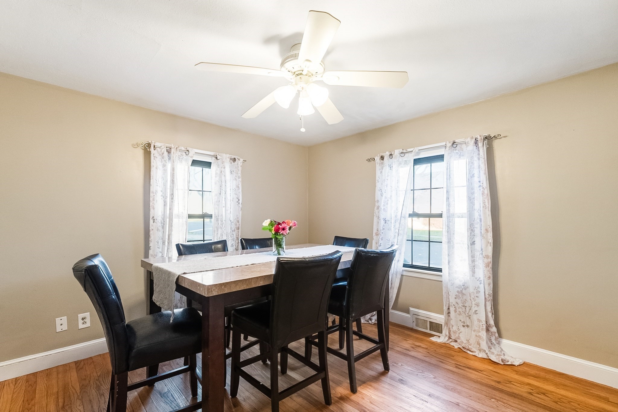 74 Oregon St, Springfield, MA 01118 - Image 17
