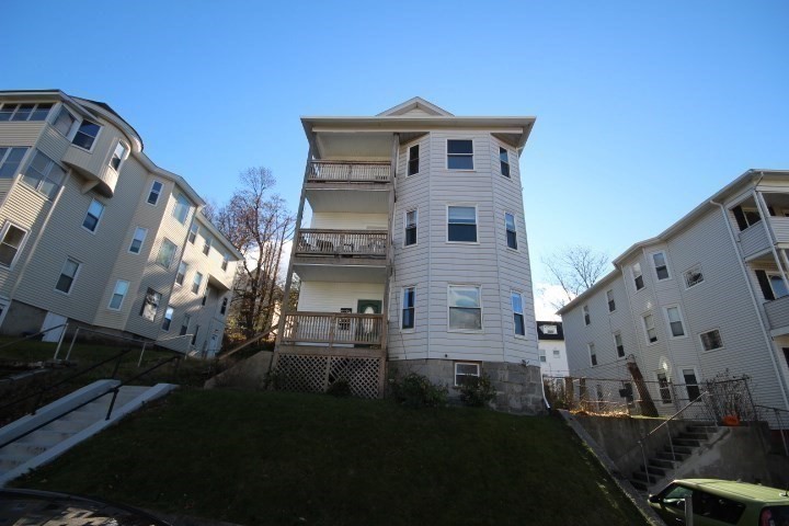 82 Green Hill Pkwy, Worcester, MA 01605 - Image 2