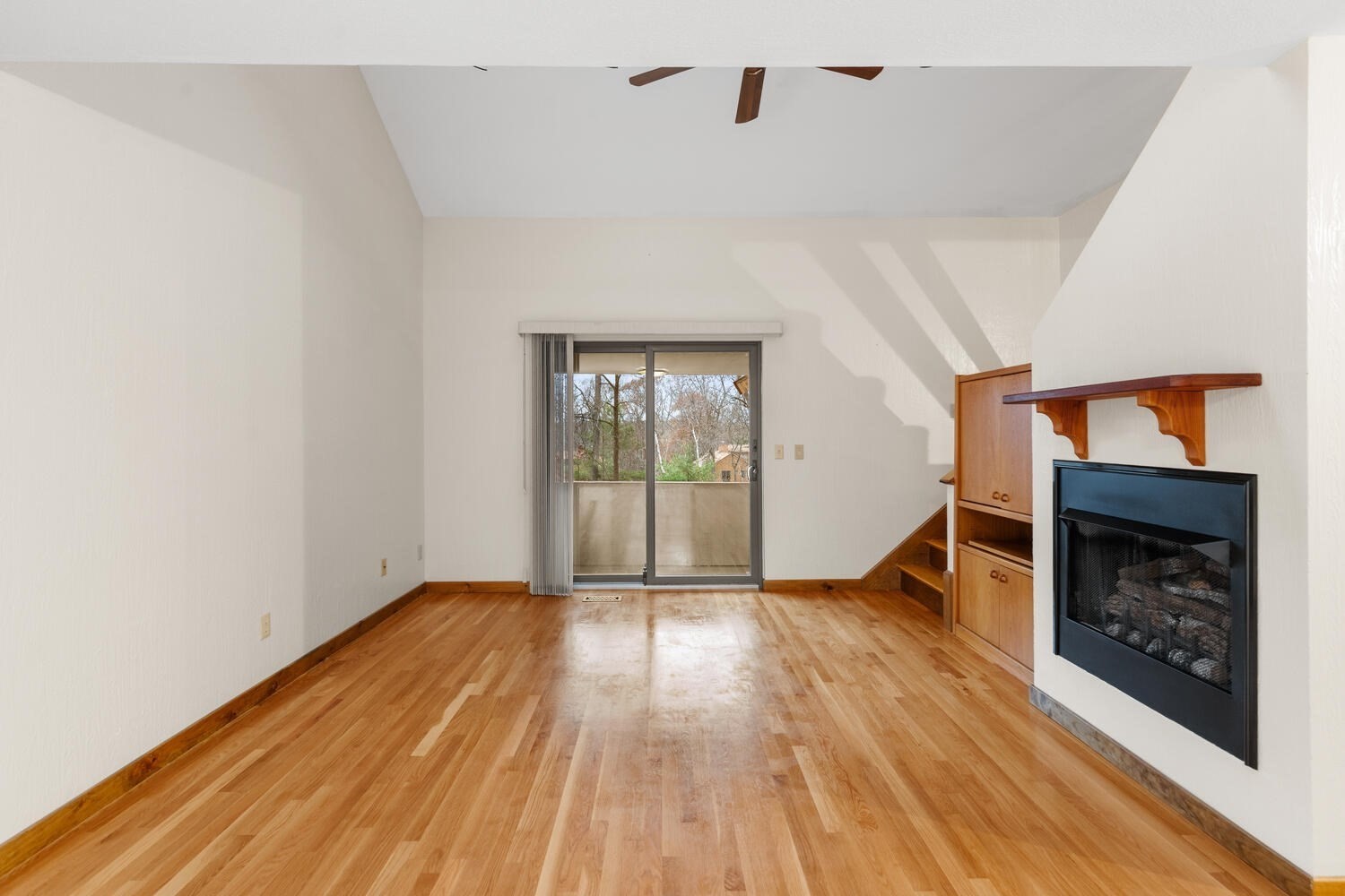 16 W Parish Court Unit 16, Haverhill, MA 01830 - Image 5