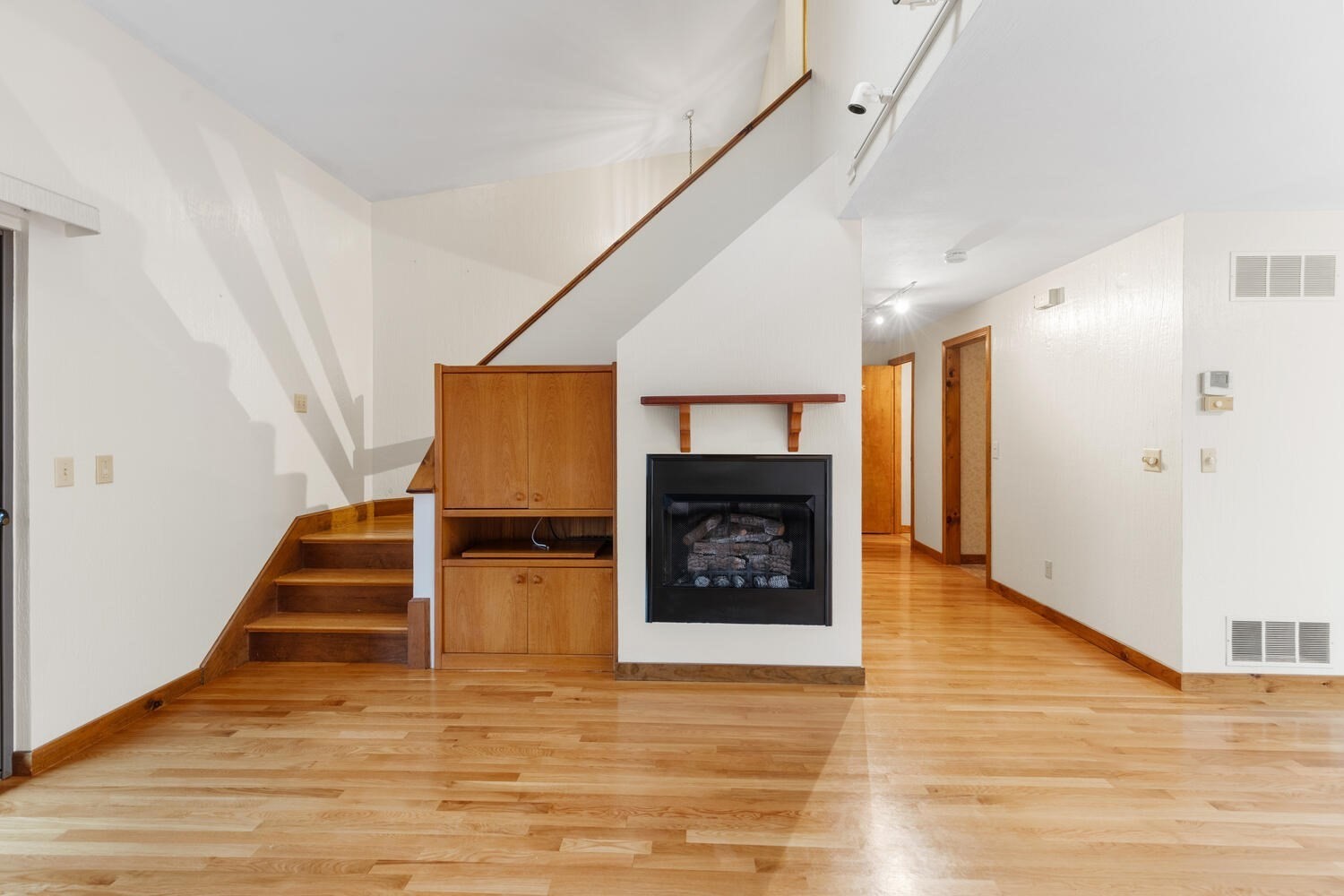 16 W Parish Court Unit 16, Haverhill, MA 01830 - Image 7