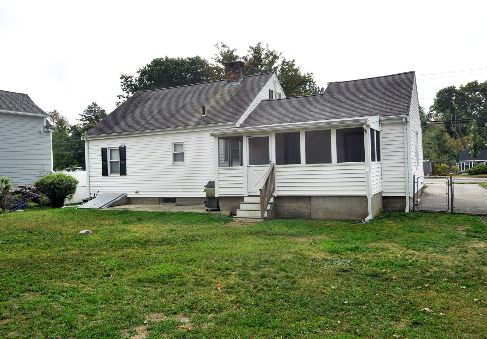 376 Pleasant  Street, Weymouth, MA 02190 - Image 24