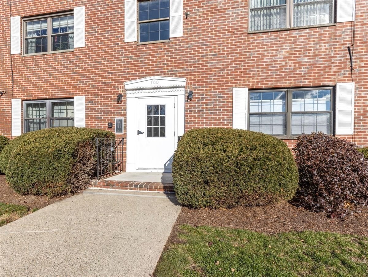 360 Neponset Street Unit 702, Canton, MA 02021 - Image 2