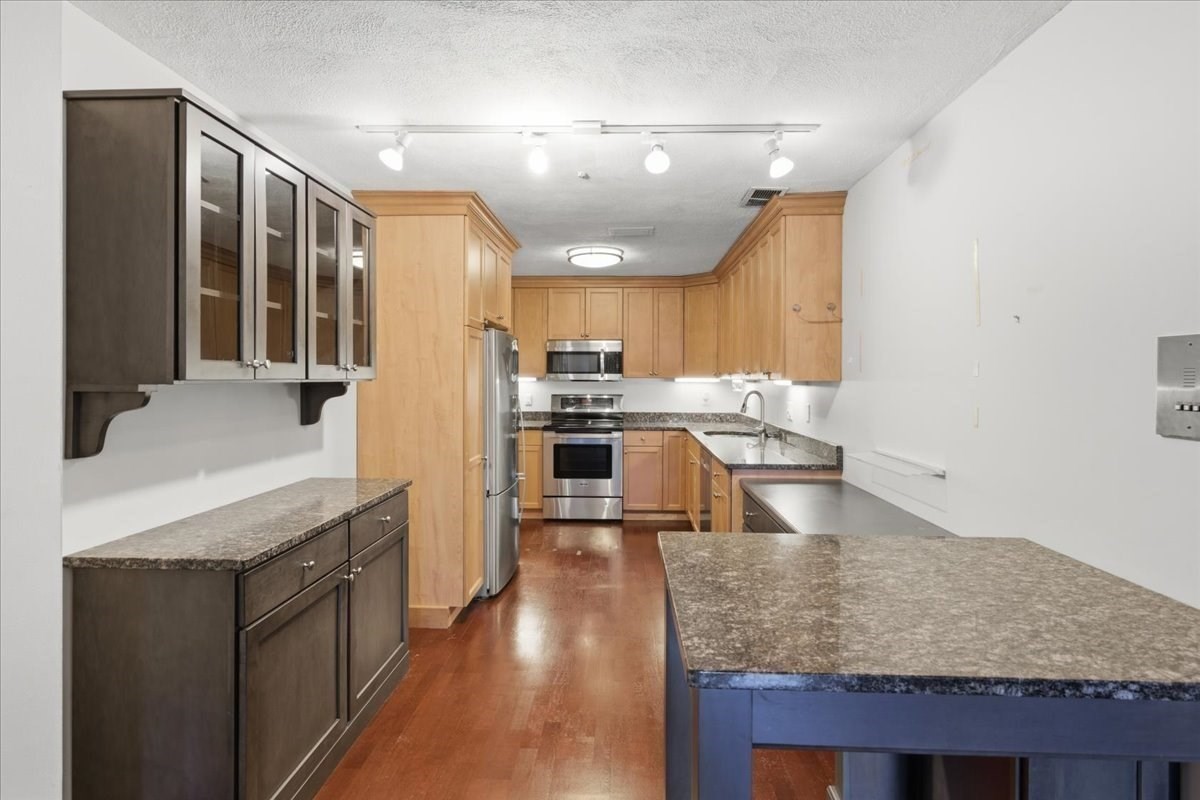 360 Neponset Street Unit 702, Canton, MA 02021 - Image 8