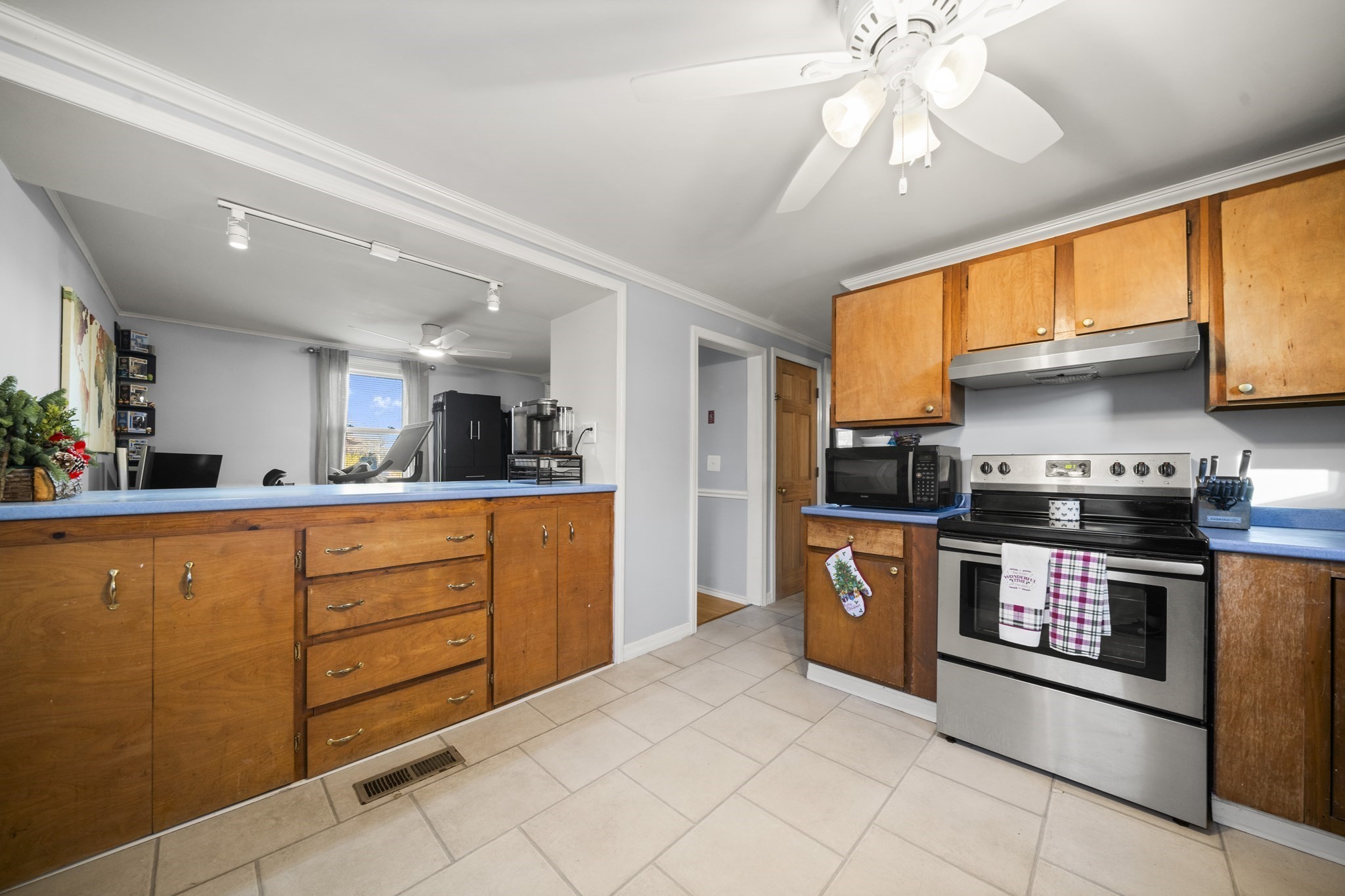 103 Lauzier Ter, Chicopee, MA 01020 - Image 7