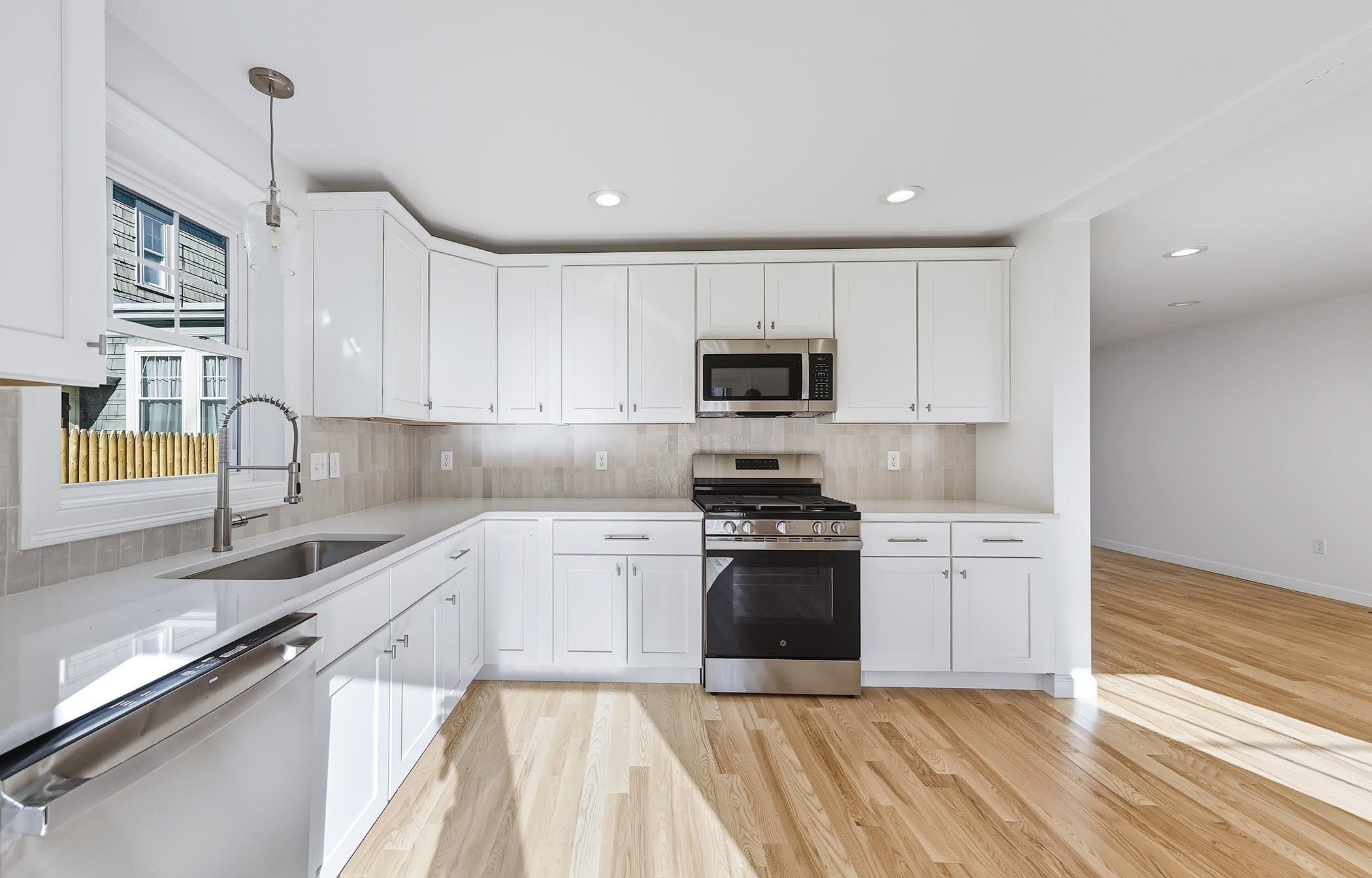 14 Ravenswood, Providence, RI 02908 - Image 6