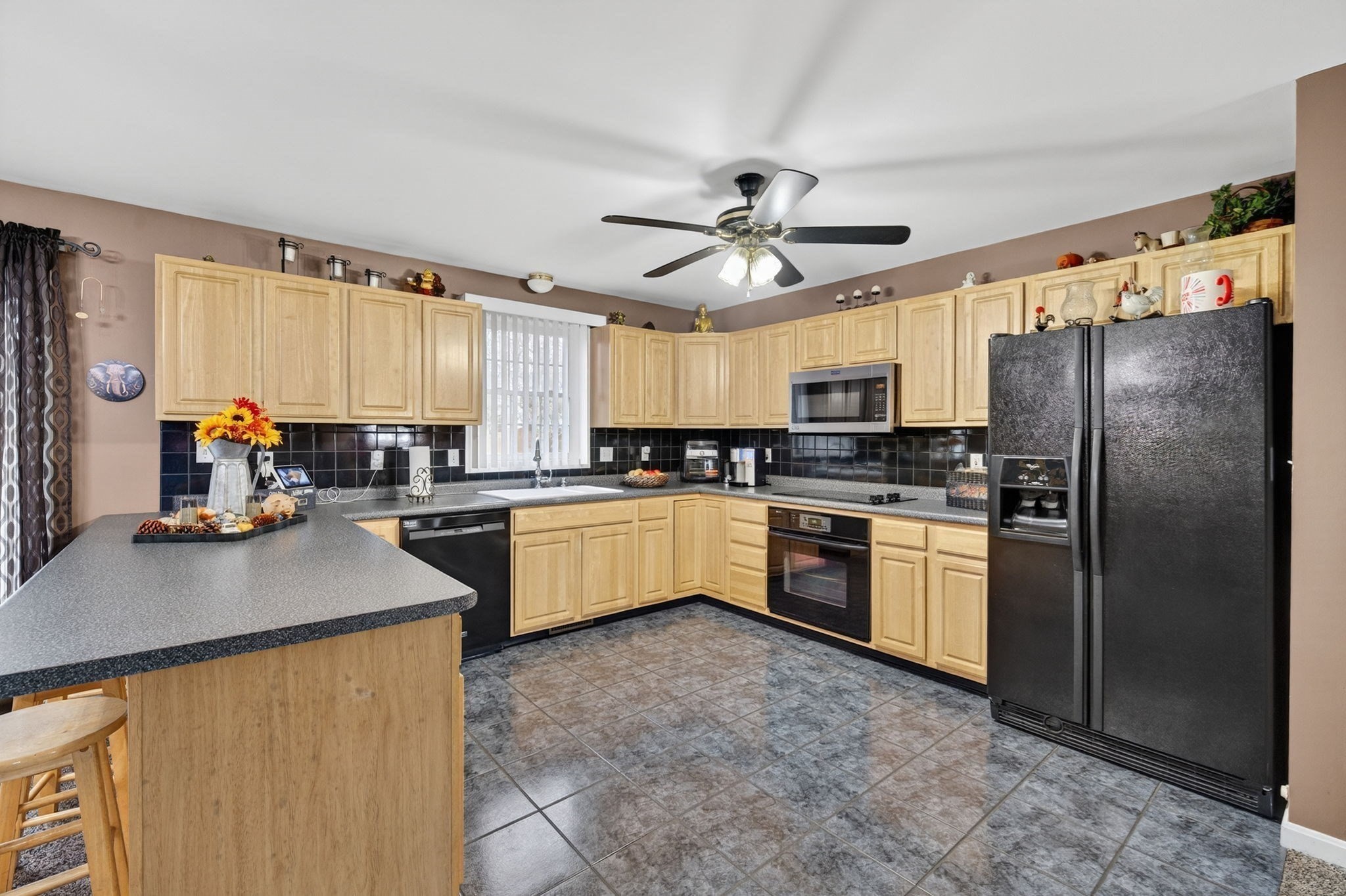 36 Fordney St, Fall River, MA 02720 - Image 24