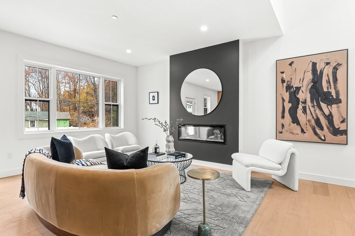 12 Sylvan St. Unit 2, Melrose, MA 02176 - Image 4