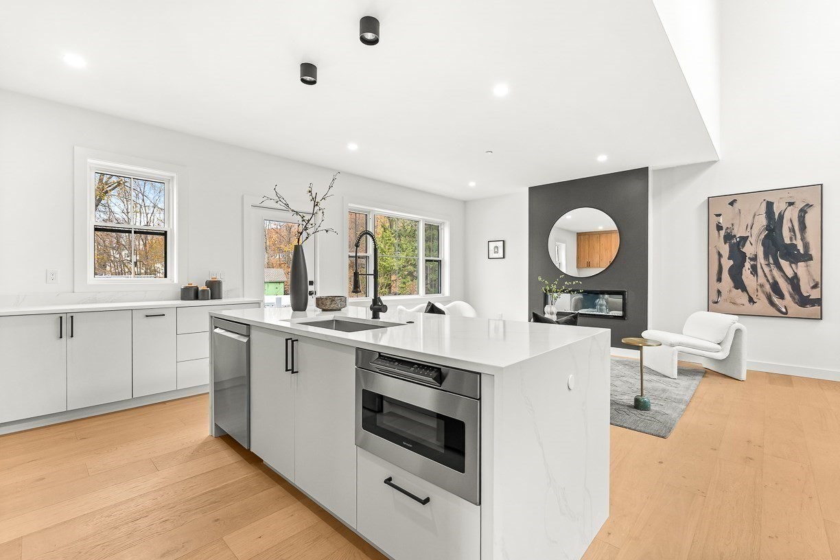 12 Sylvan St. Unit 2, Melrose, MA 02176 - Image 6