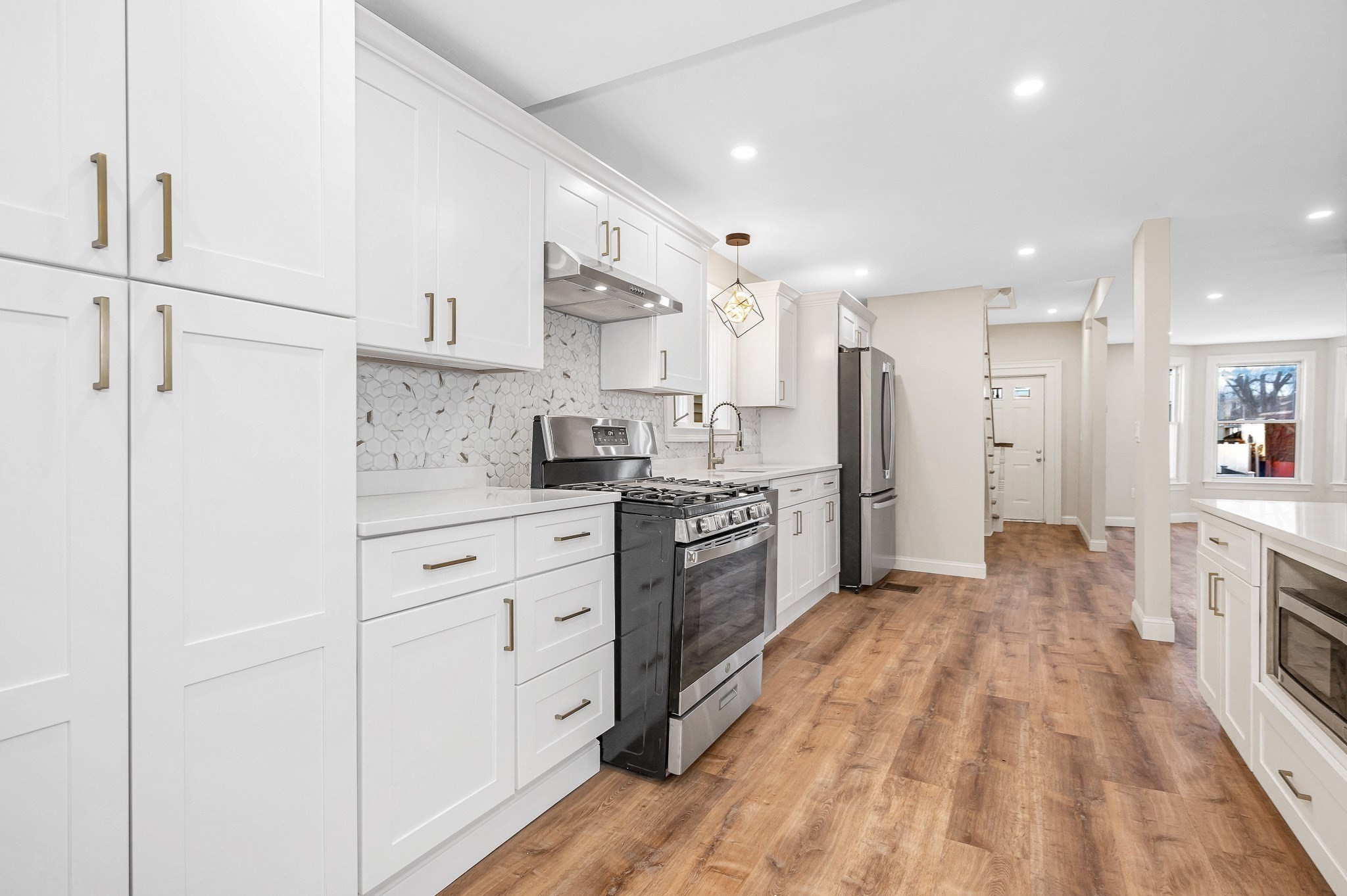 9 Cross St, Somerville, MA 02145 - Image 3