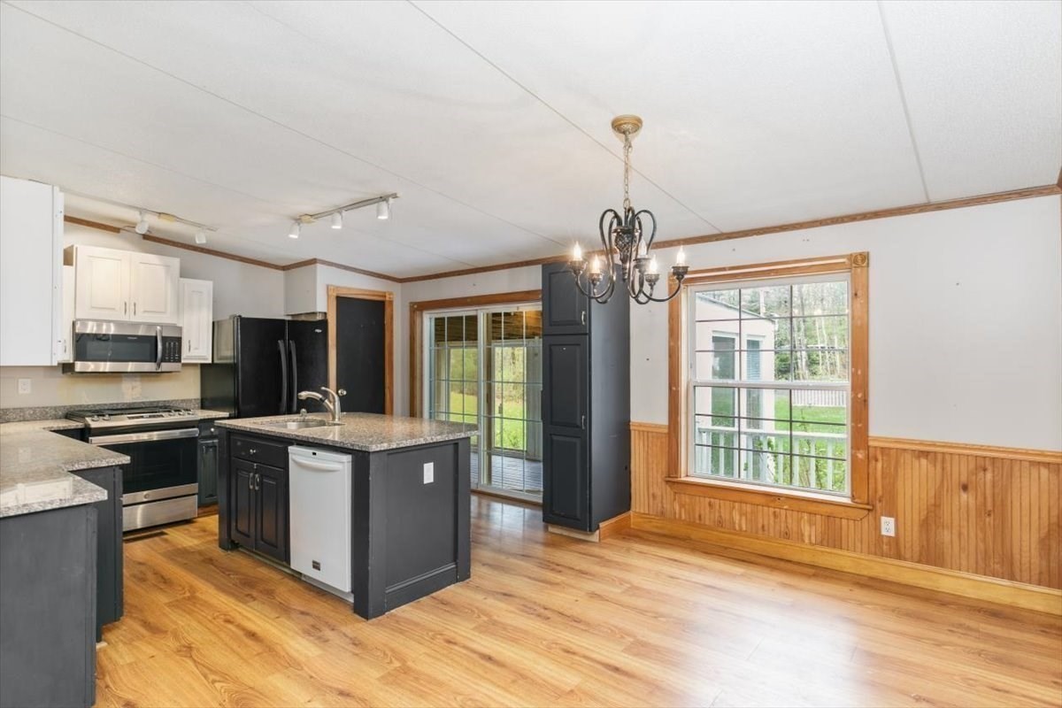 84 Forest Rd, Salisbury, MA 01952 - Image 6