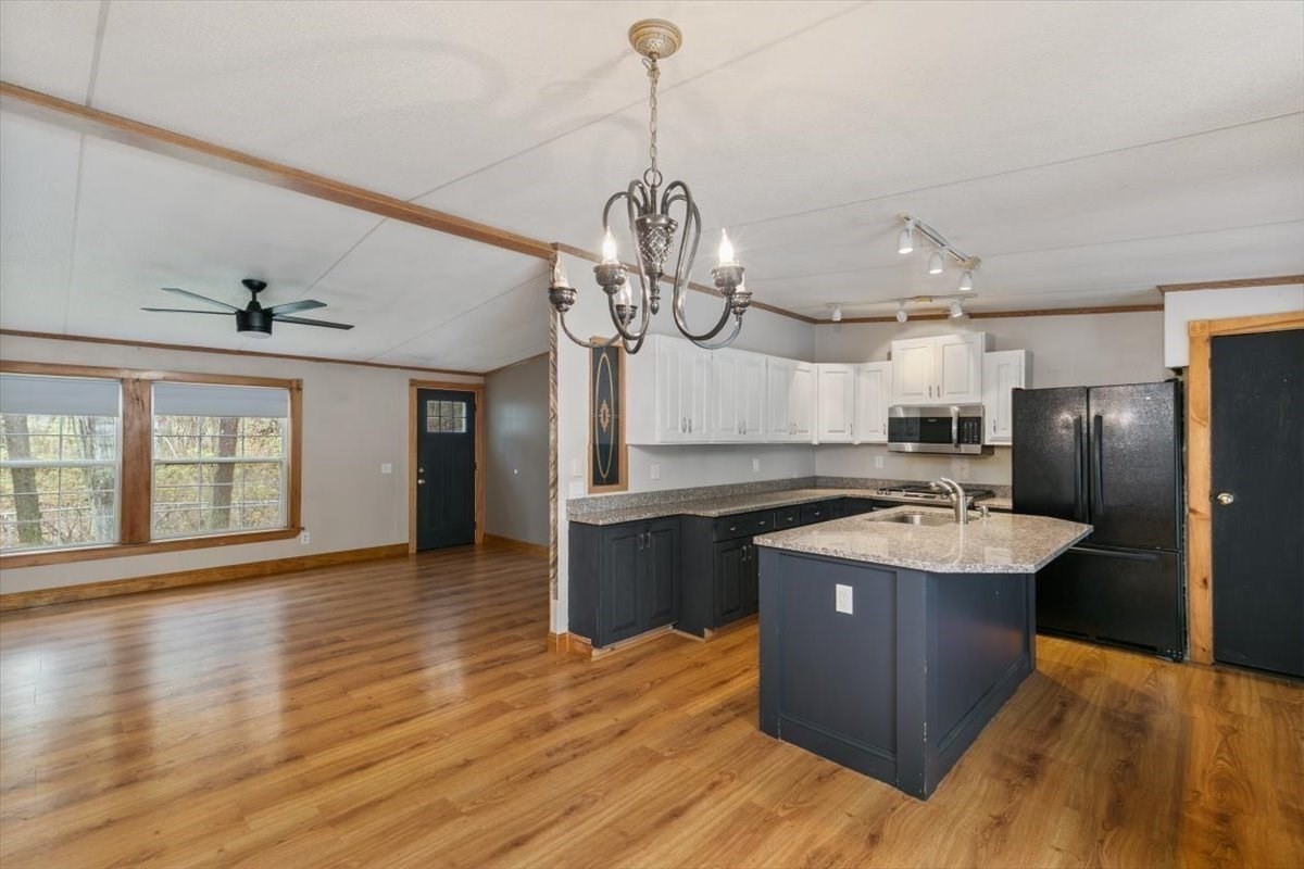 84 Forest Rd, Salisbury, MA 01952 - Image 8