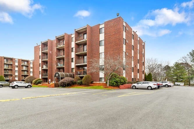 137 Franklin Street Unit 404, Stoneham, MA 02180