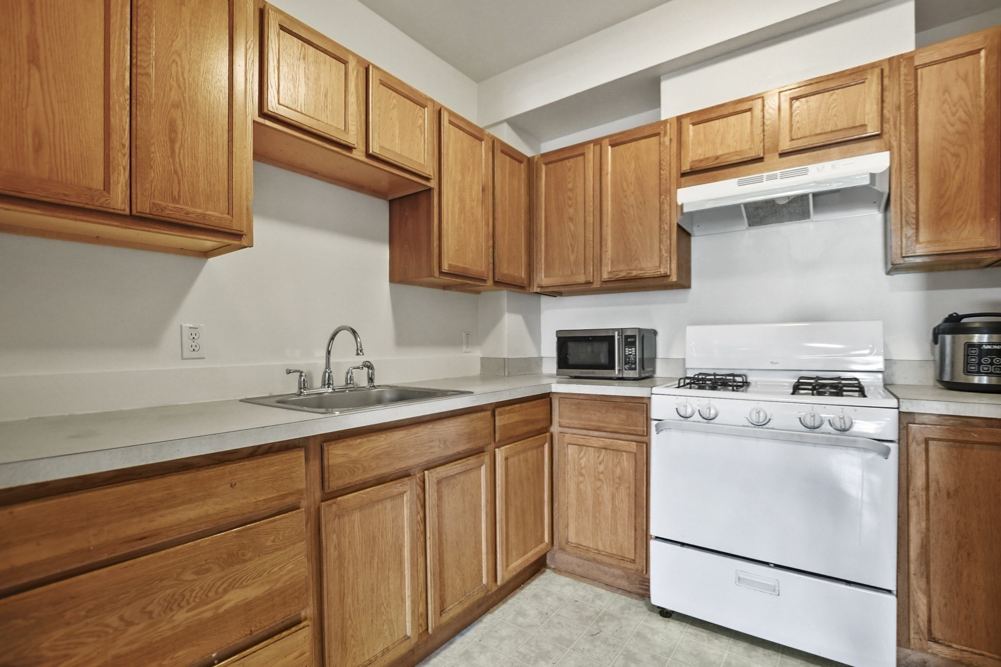 352 Blue Hill Avenue Unit 8, Dorchester, Boston, MA 02121 - Image 7