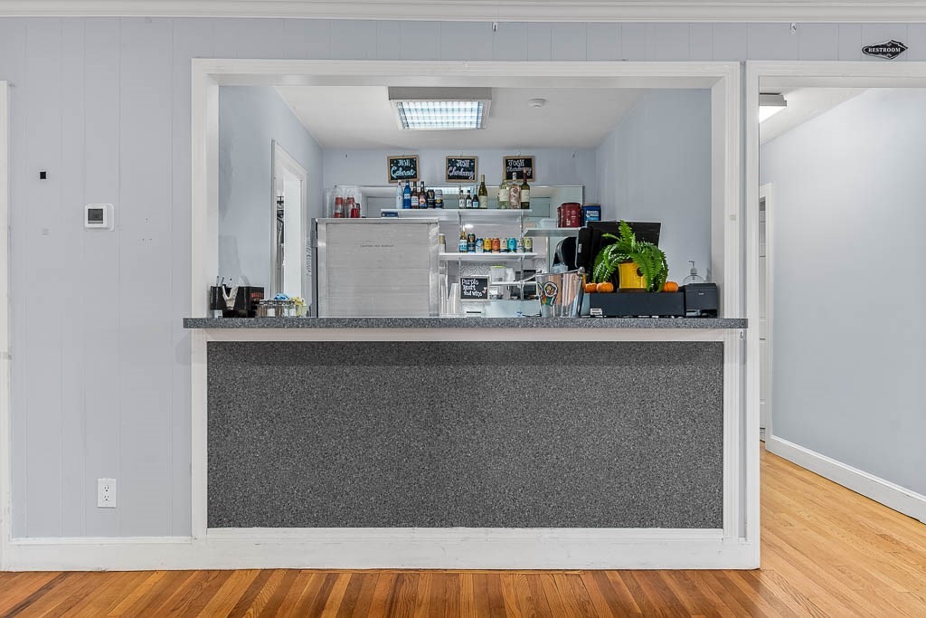 32 Dedham St, Dover, MA 02030 - Image 6