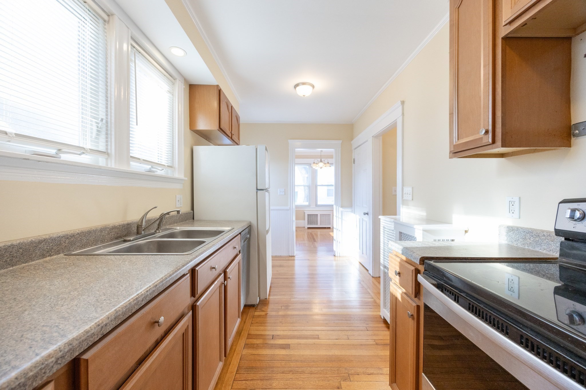 46 Oak St, Attleboro, MA 02703 - Image 16