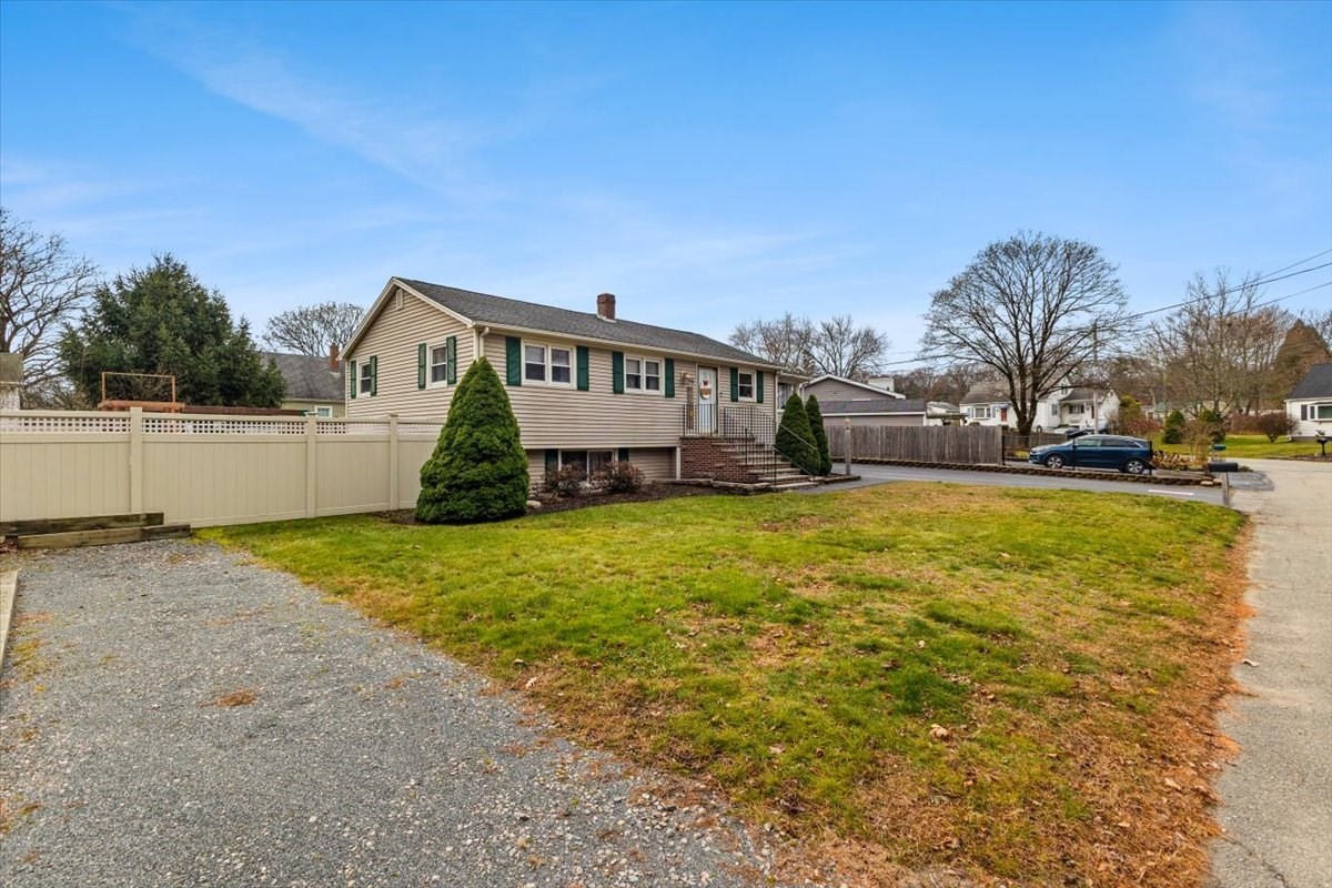 196 Donald Tennant Cir, North Attleboro, MA 02760 - Image 2