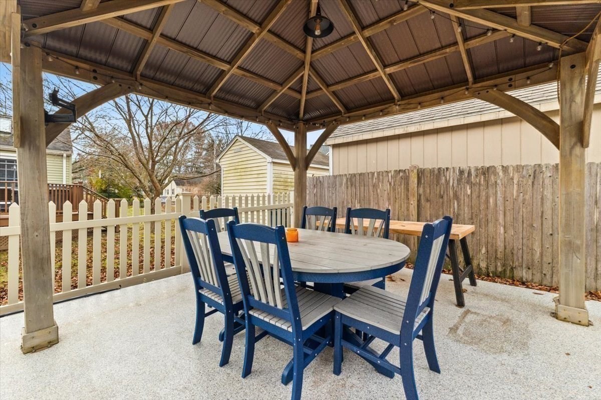 196 Donald Tennant Cir, North Attleboro, MA 02760 - Image 19