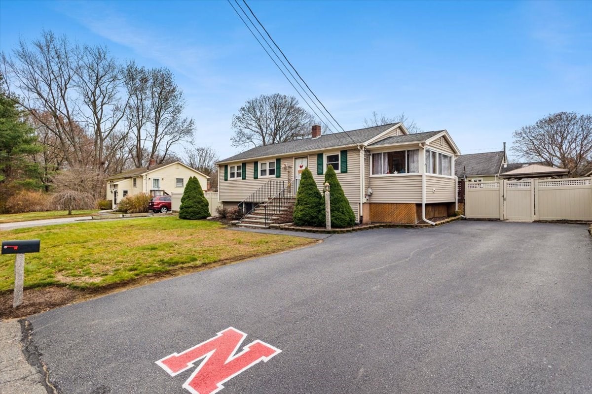 196 Donald Tennant Cir, North Attleboro, MA 02760 - Image 3