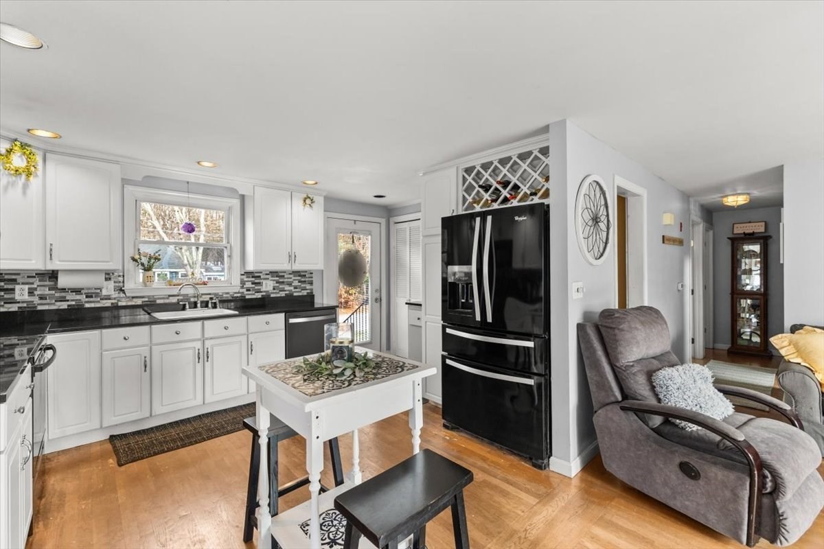 196 Donald Tennant Cir, North Attleboro, MA 02760 - Image 5