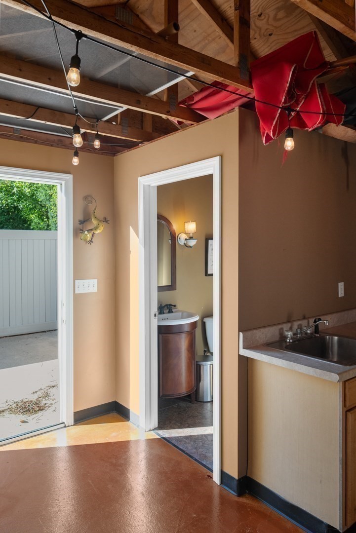 159 Wilder, Swansea, MA 02777 - Image 28