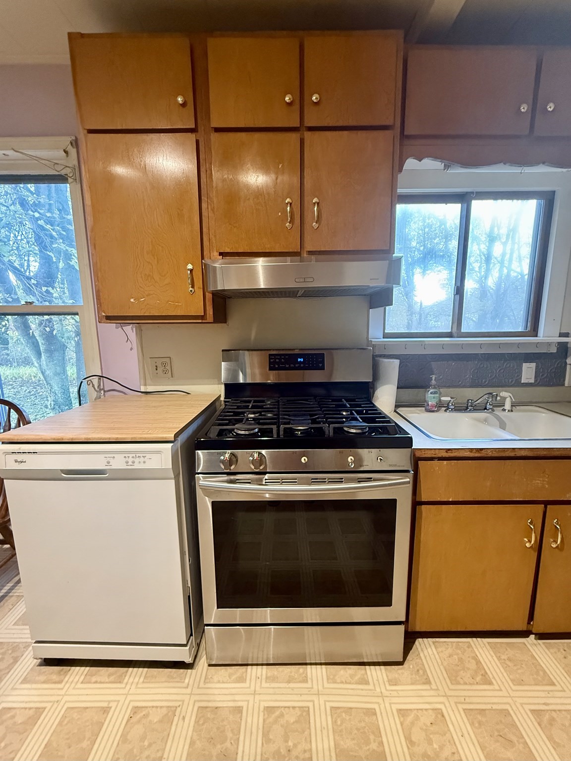 105 Dewolf St, New Bedford, MA 02740 - Image 13