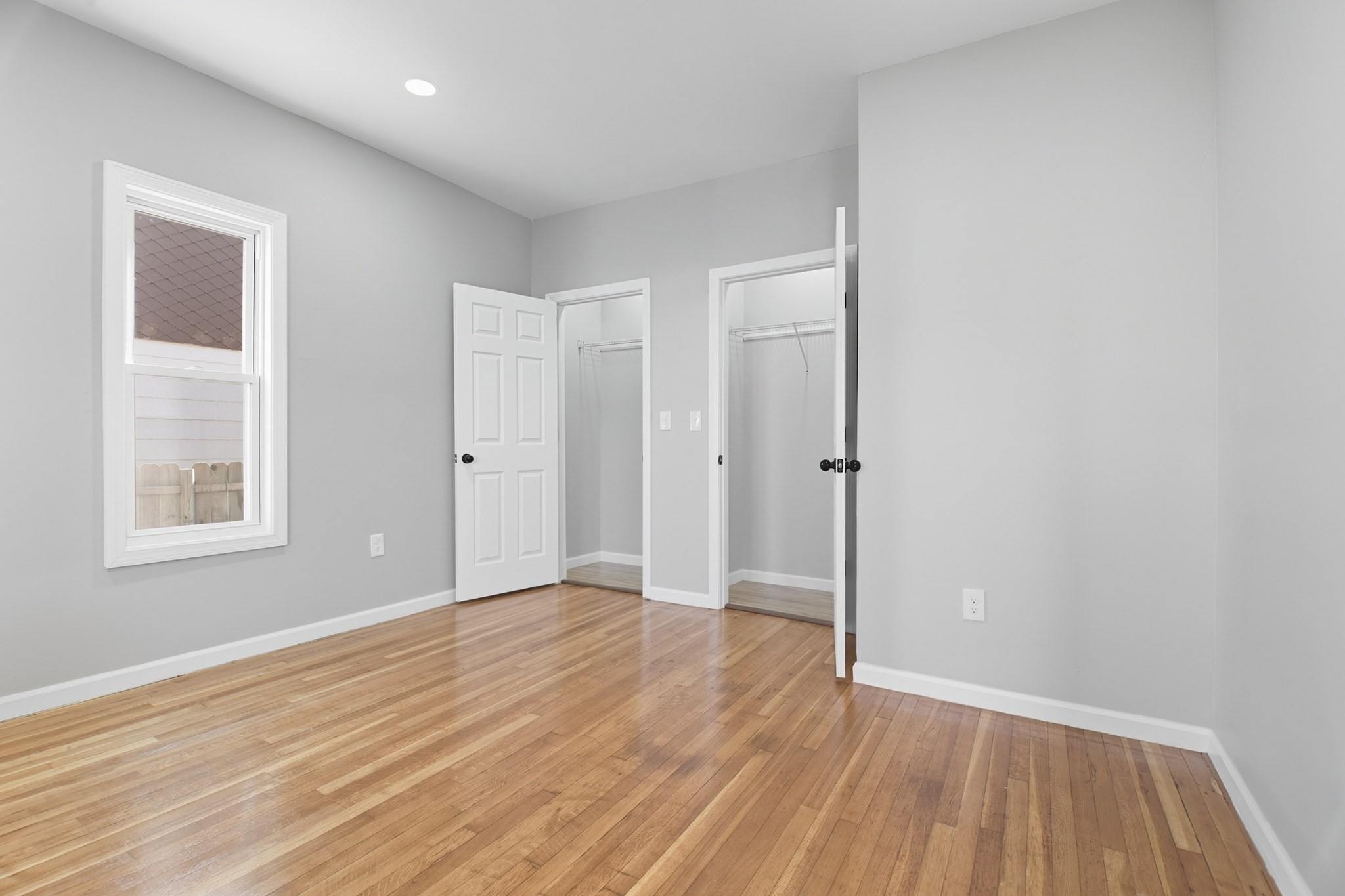 12 Saint James Ave, Holyoke, MA 01040 - Image 15