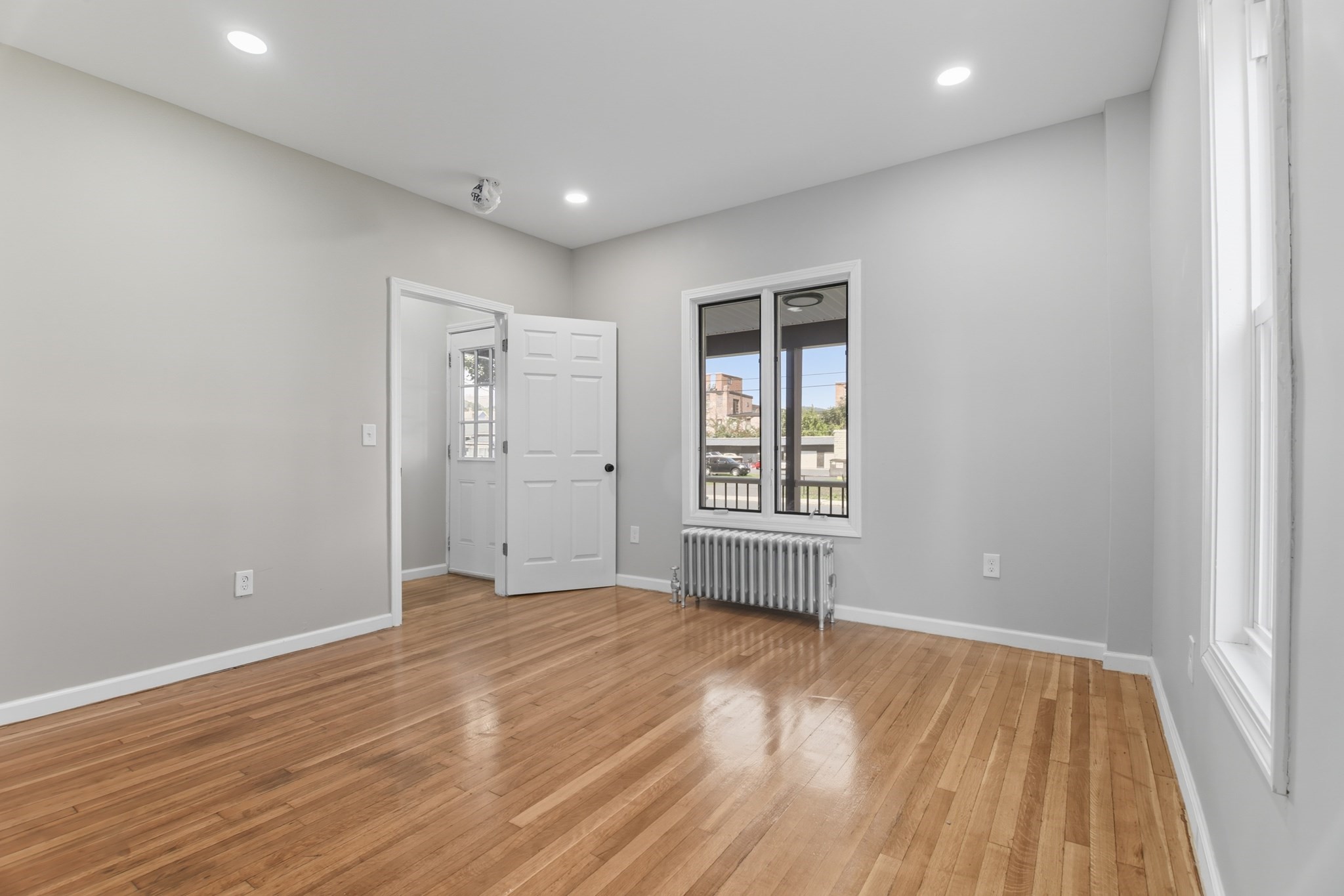 12 Saint James Ave, Holyoke, MA 01040 - Image 16