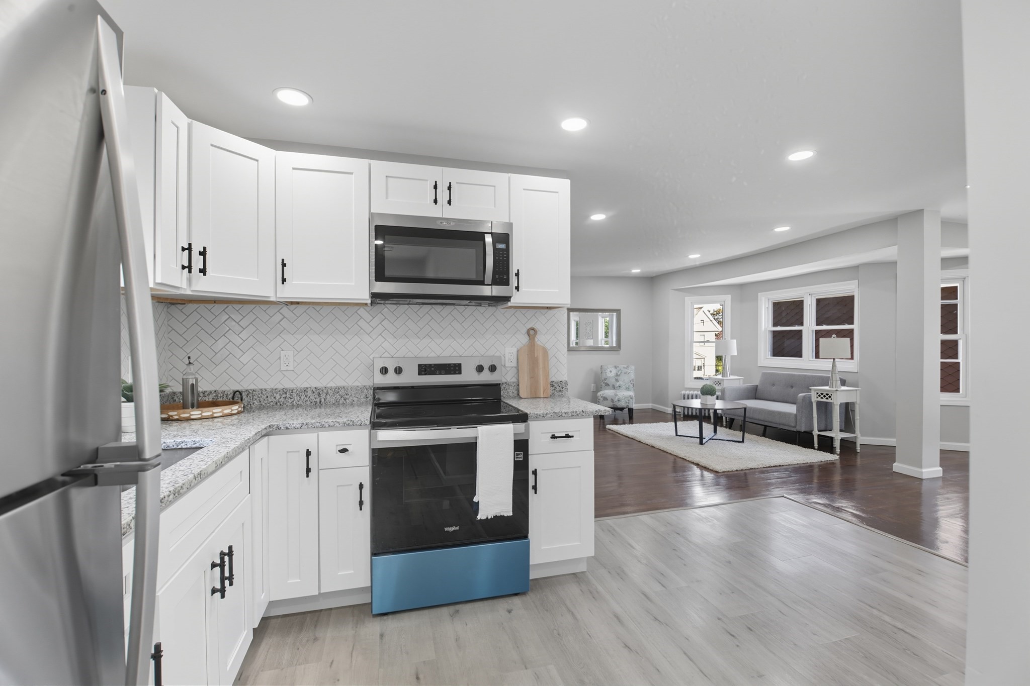 12 Saint James Ave, Holyoke, MA 01040 - Image 28