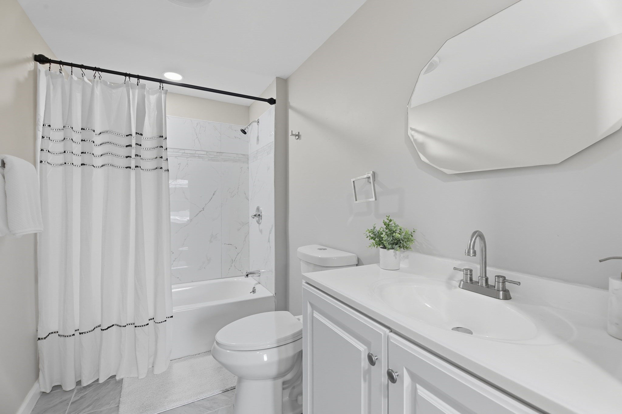 12 Saint James Ave, Holyoke, MA 01040 - Image 32