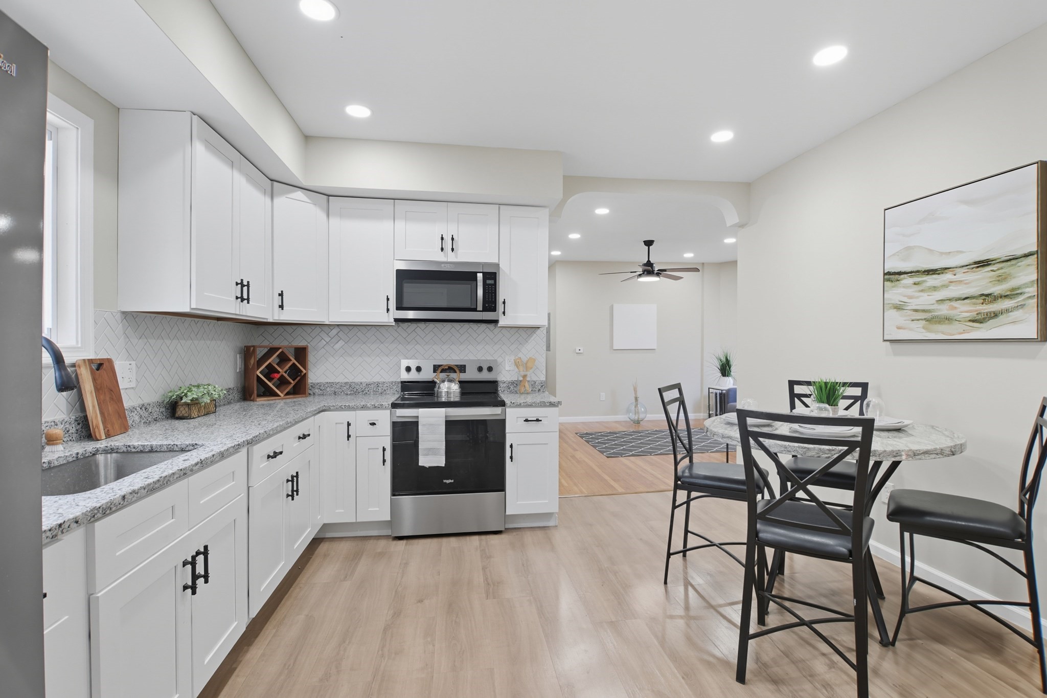 12 Saint James Ave, Holyoke, MA 01040 - Image 10