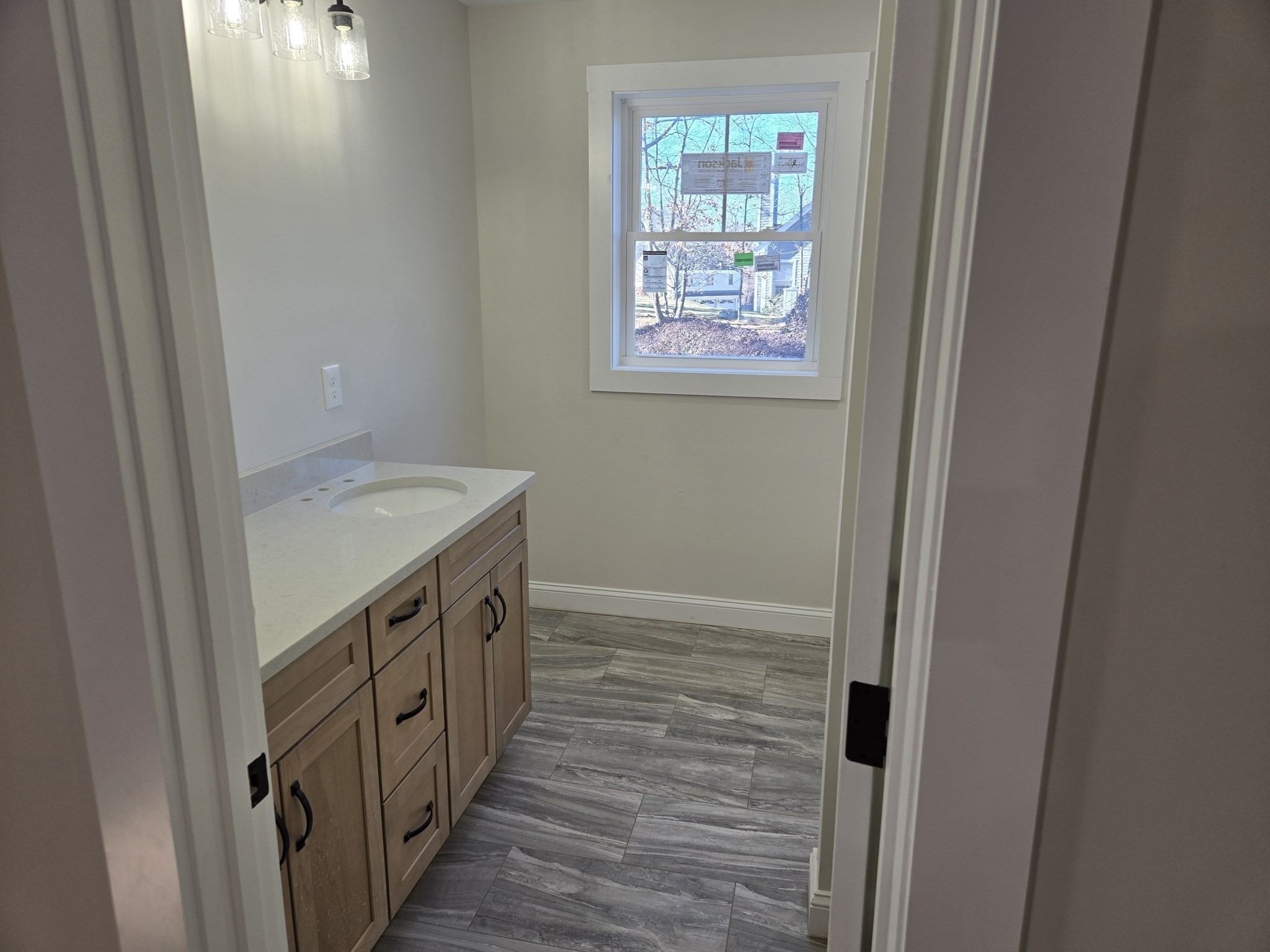 39 Tamarock Terrace, Stoneham, MA 02180 - Image 6