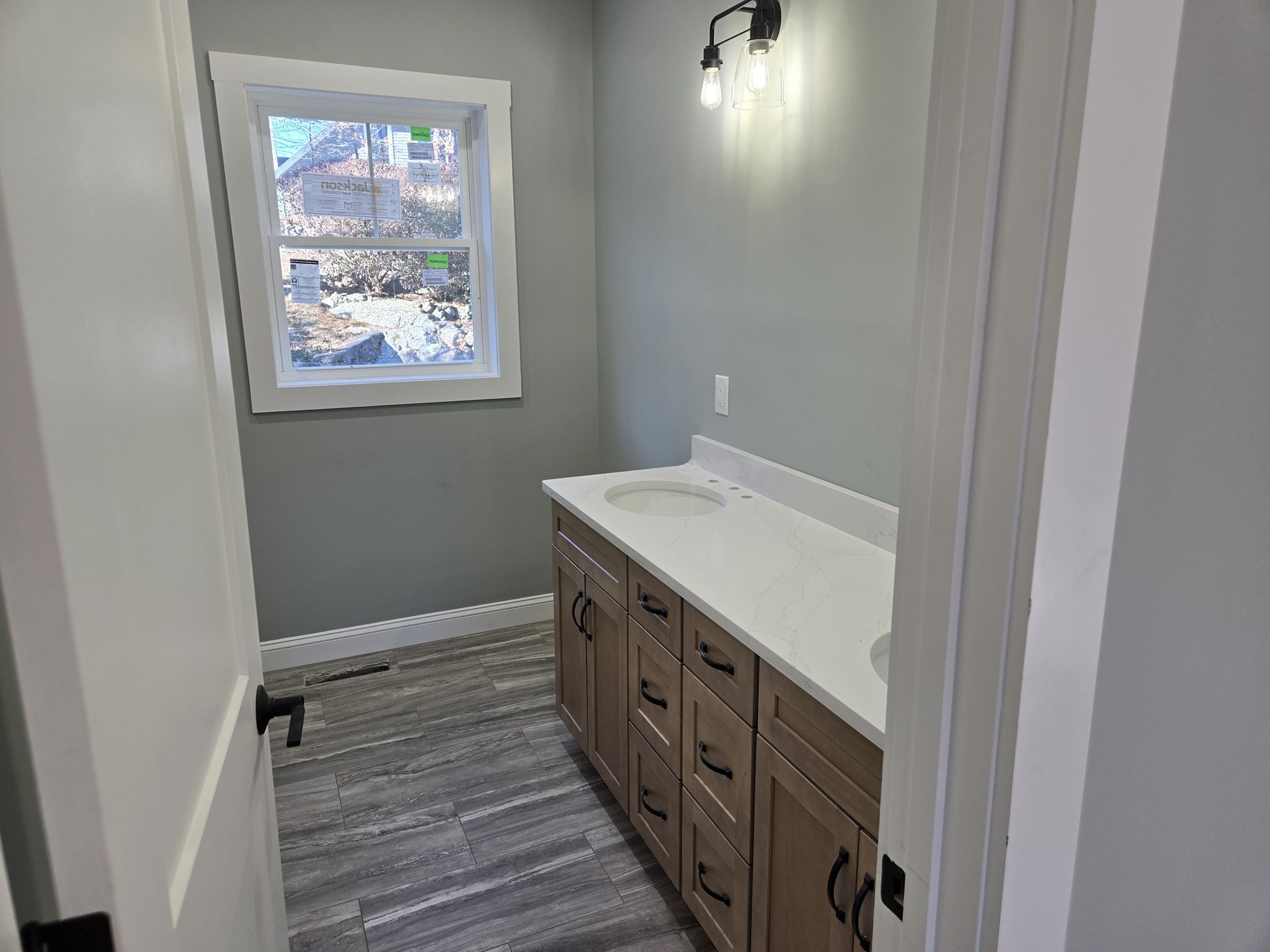 39 Tamarock Terrace, Stoneham, MA 02180 - Image 9