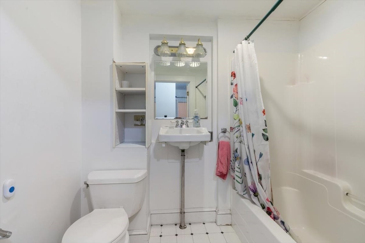 93 Friend St., Amesbury, MA 01913 - Image 14