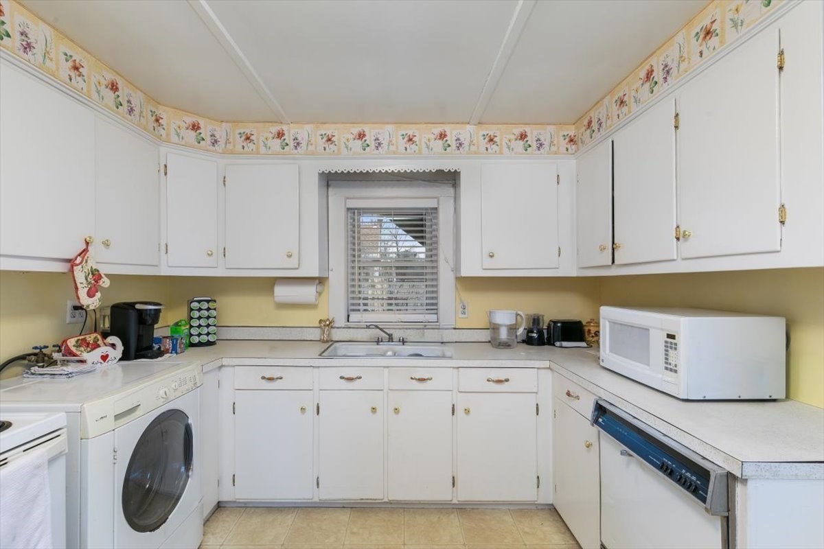 93 Friend St., Amesbury, MA 01913 - Image 5