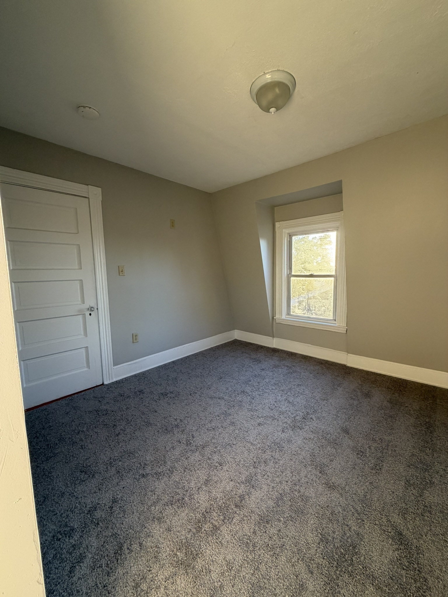 31 Frost Ave, Brockton, MA 02301 - Image 13