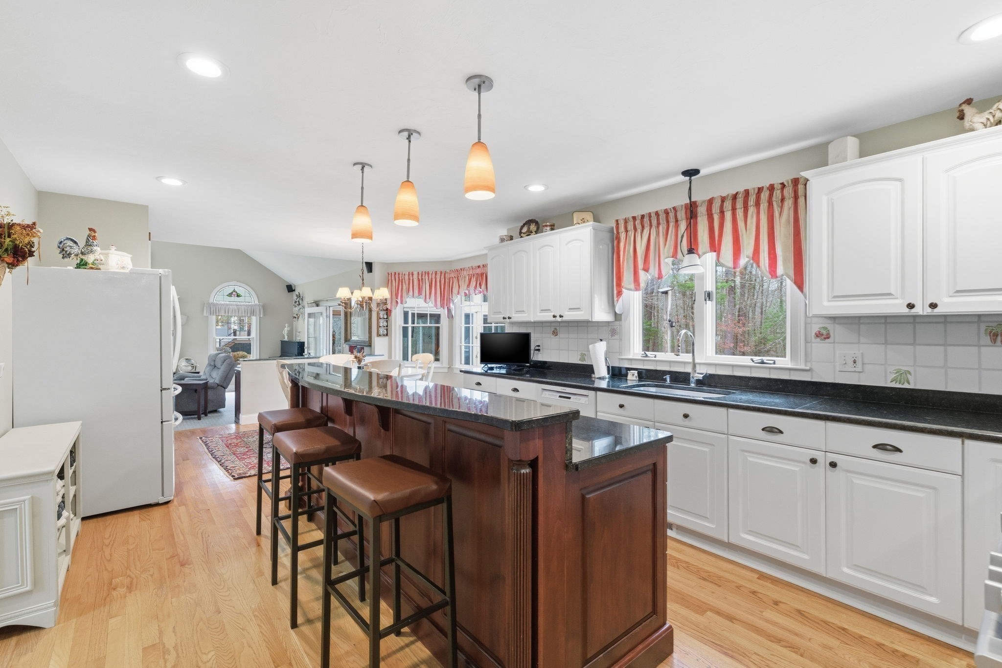 7 Farmside Dr, Pembroke, MA 02359 - Image 5