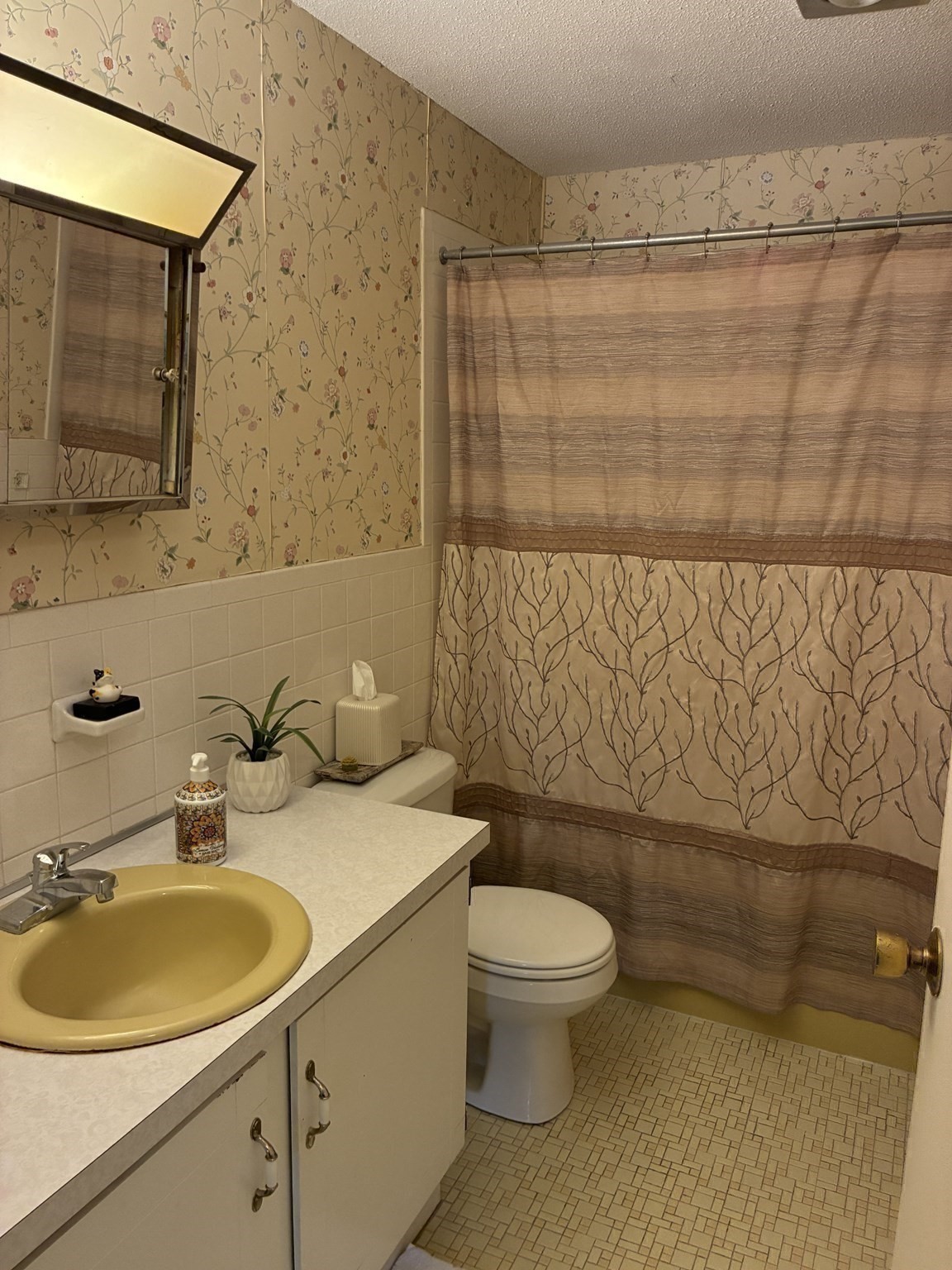 1 Summit Dr. Unit 57, Reading, MA 01867 - Image 13