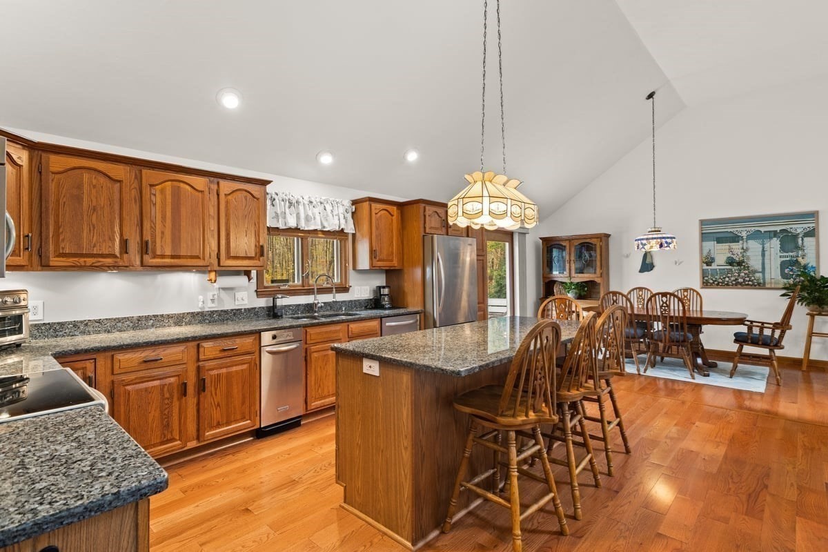 14 Alberta Ln, Lakeville, MA 02347 - Image 12