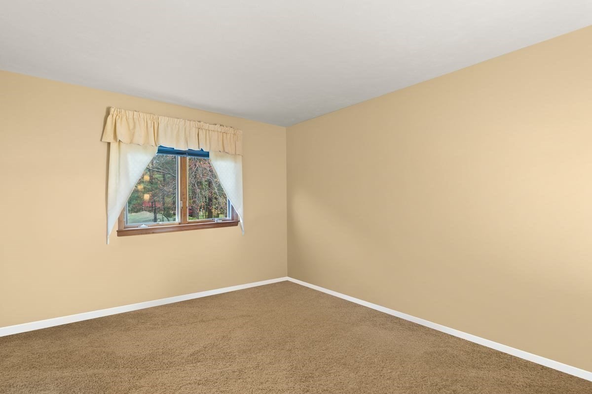 14 Alberta Ln, Lakeville, MA 02347 - Image 18