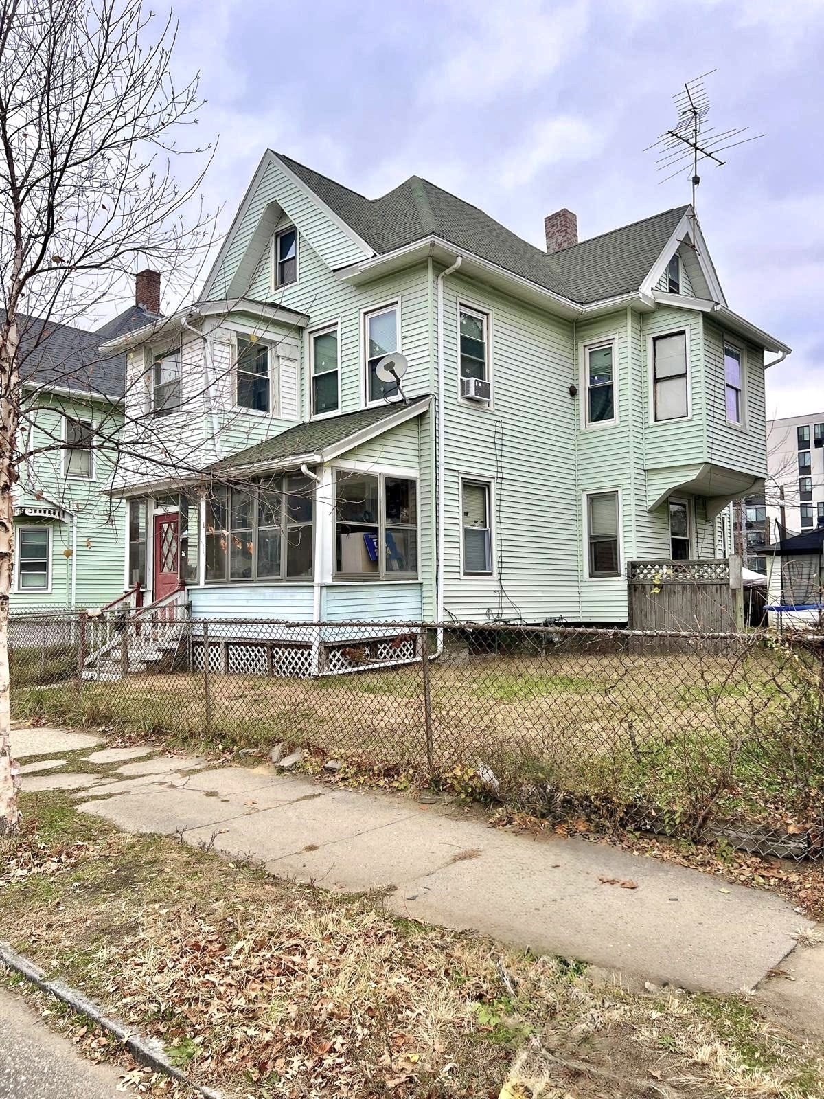 163 Marion St, Springfield, MA 01109