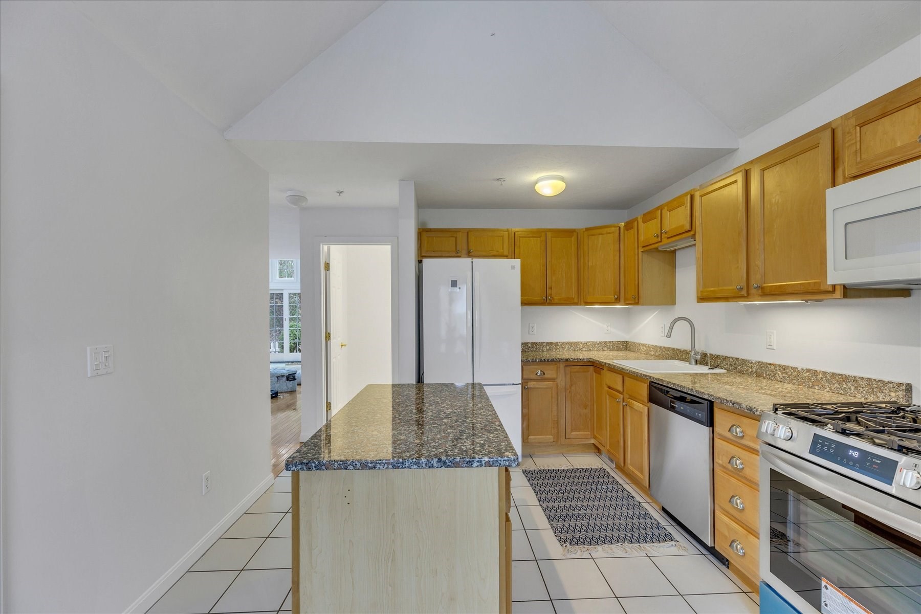 9 Red Cedar Rd Unit 9, Mashpee, MA 02649 - Image 11