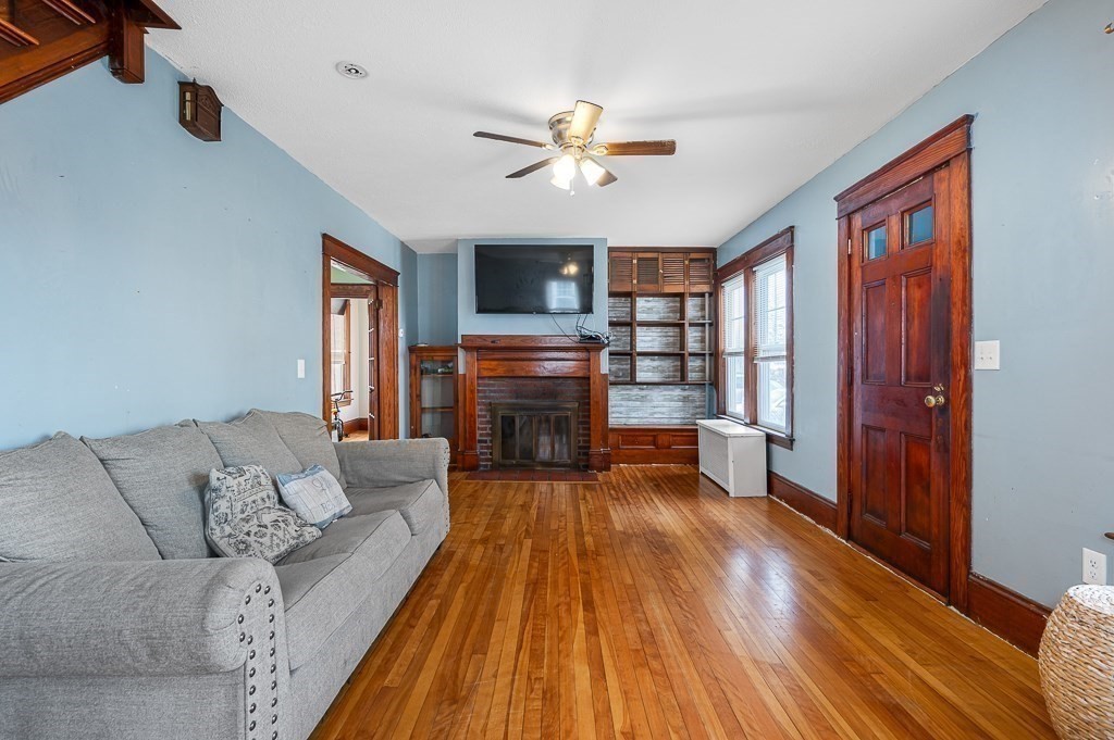 17 Henry St, Fitchburg, MA 01420 - Image 3