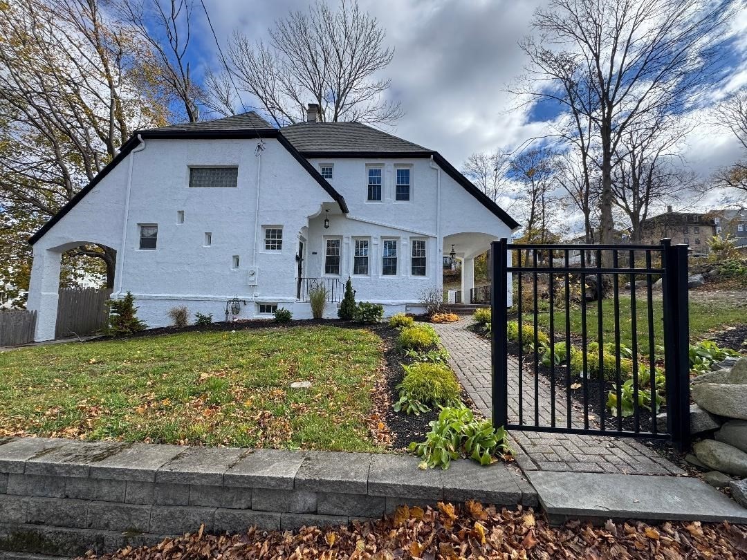 909 High Unit 1, Fall River, MA 02720