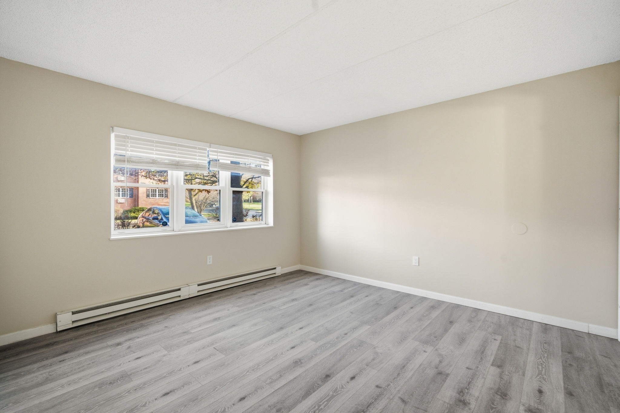 34 Maple Crest Cir Unit B, Holyoke, MA 01040 - Image 15