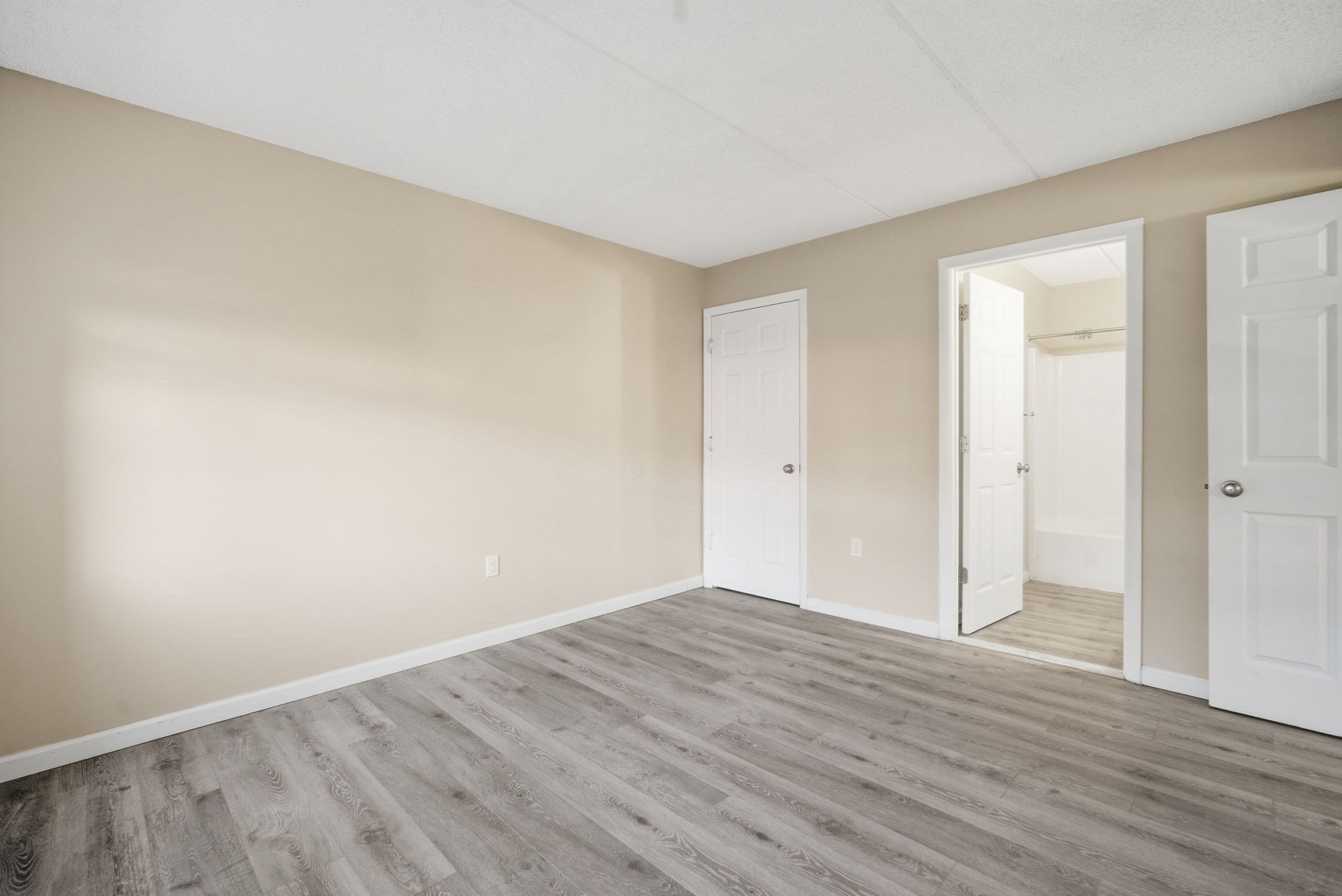 34 Maple Crest Cir Unit B, Holyoke, MA 01040 - Image 16