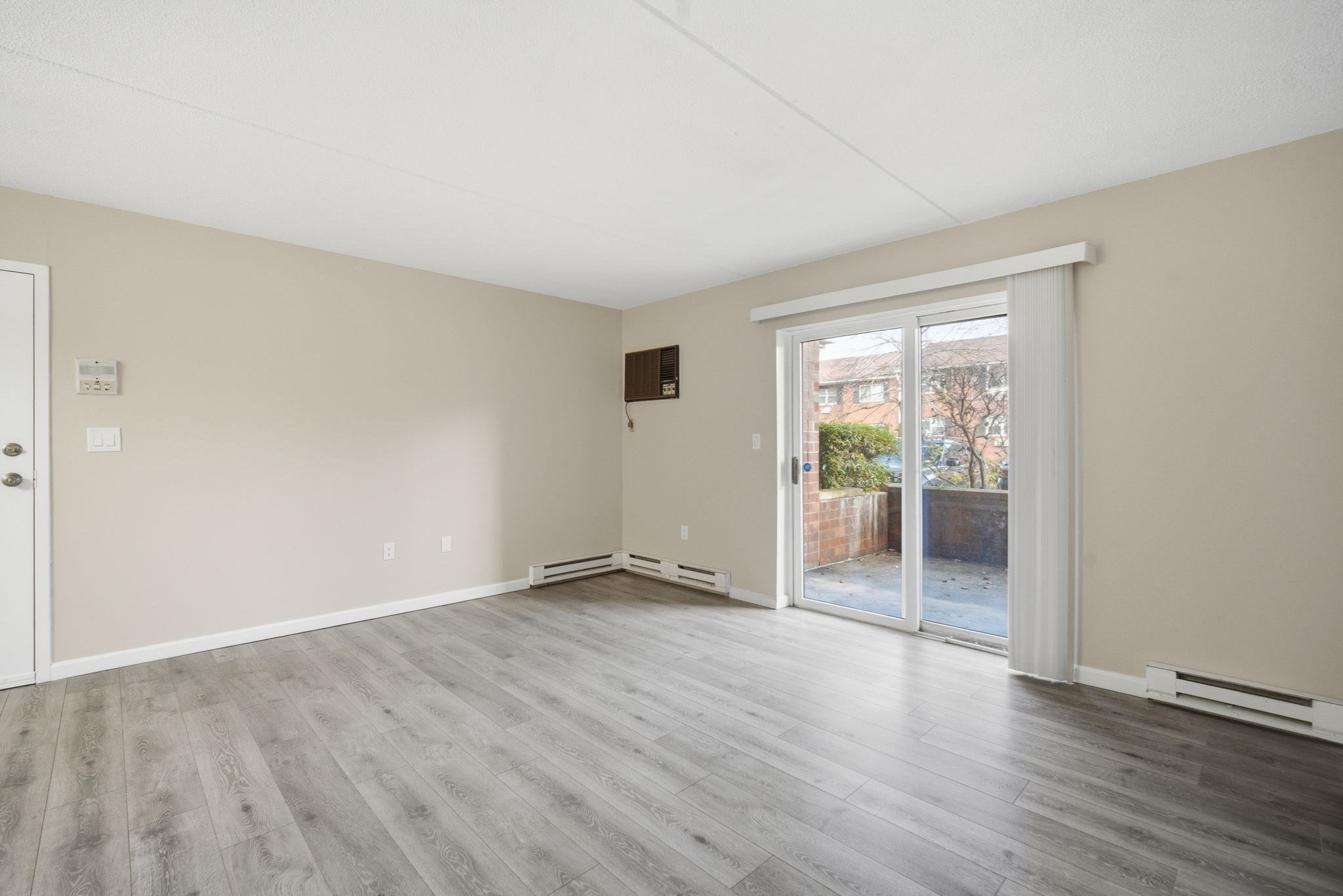 34 Maple Crest Cir Unit B, Holyoke, MA 01040 - Image 5