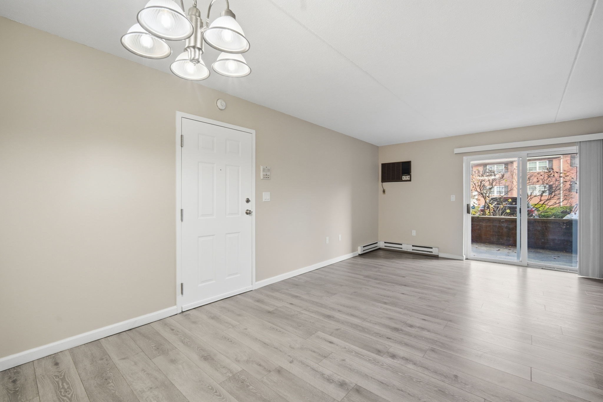 34 Maple Crest Cir Unit B, Holyoke, MA 01040 - Image 8