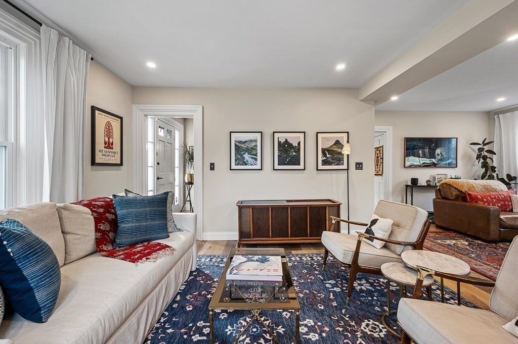 13 Blackstone St, Mendon, MA 01756 - Image 2