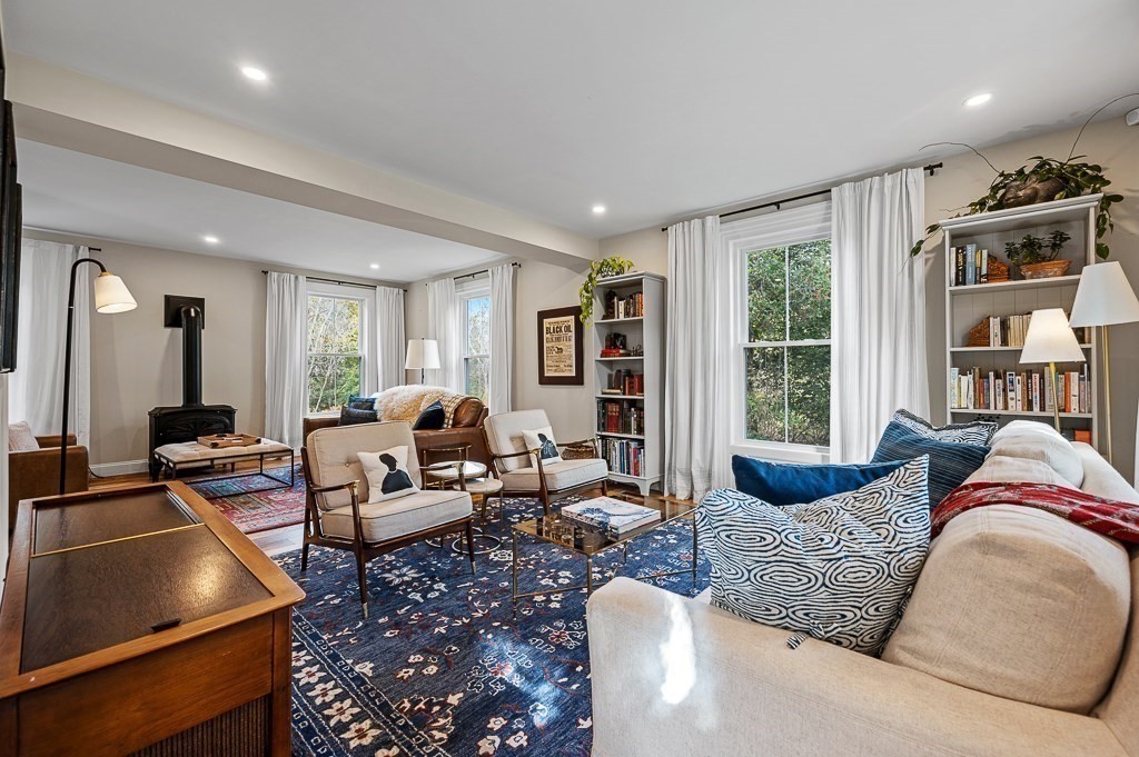 13 Blackstone St, Mendon, MA 01756 - Image 3